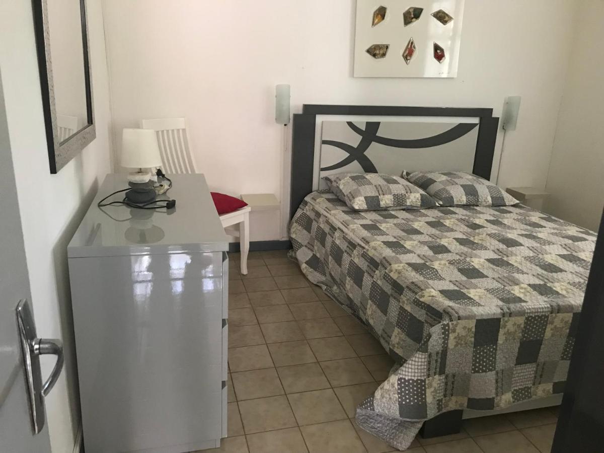 Les Bungalows Du Mont-Auban Sainte-Clotilde Kültér fotó