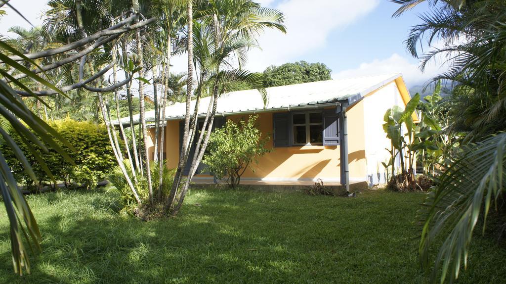 Les Bungalows Du Mont-Auban Sainte-Clotilde Kültér fotó