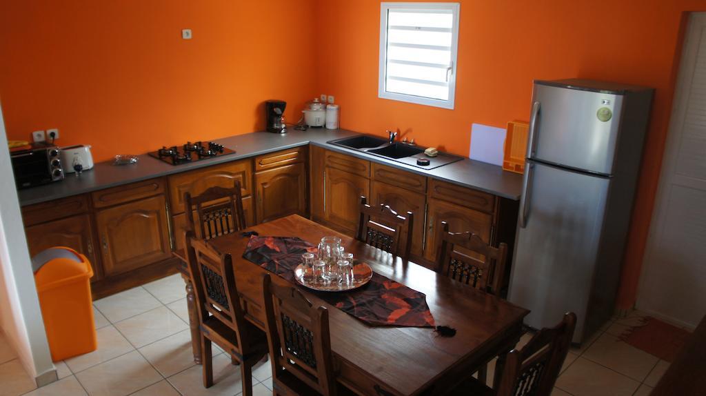 Les Bungalows Du Mont-Auban Sainte-Clotilde Szoba fotó