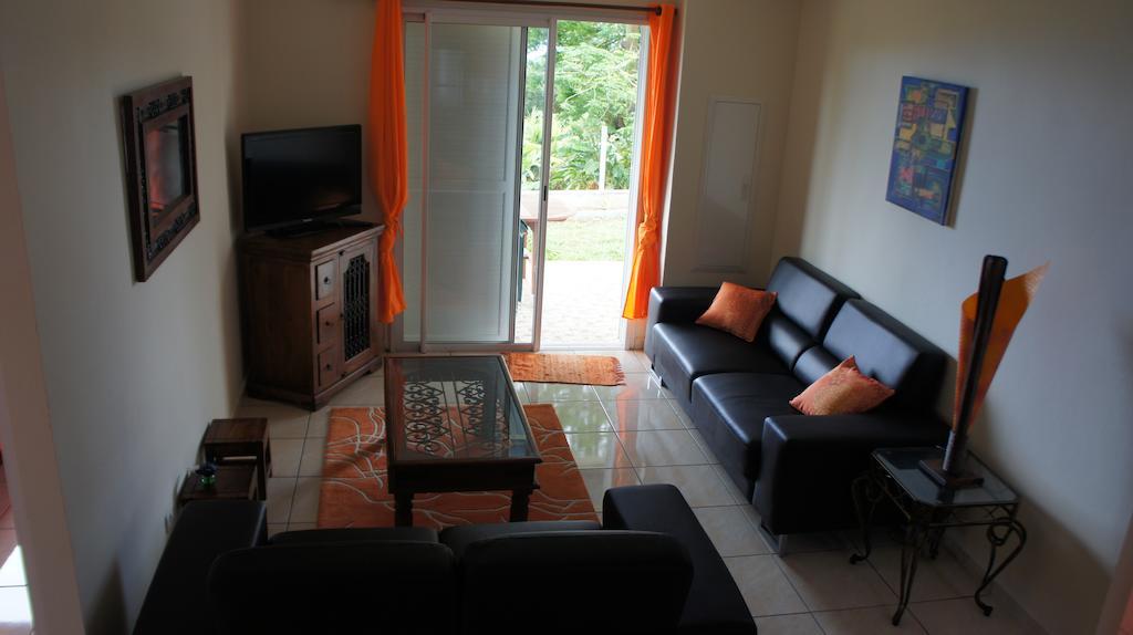 Les Bungalows Du Mont-Auban Sainte-Clotilde Szoba fotó
