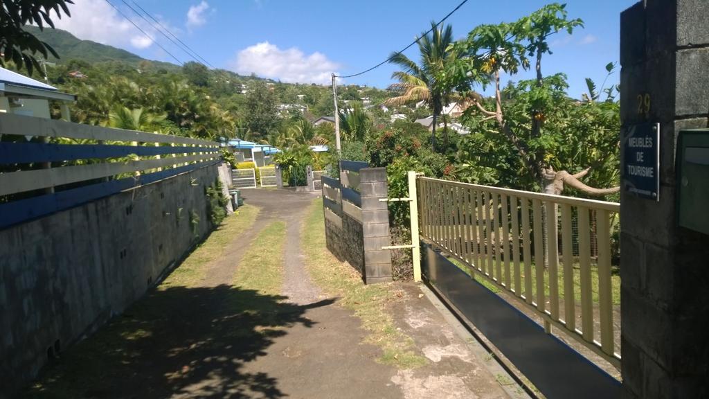 Les Bungalows Du Mont-Auban Sainte-Clotilde Kültér fotó