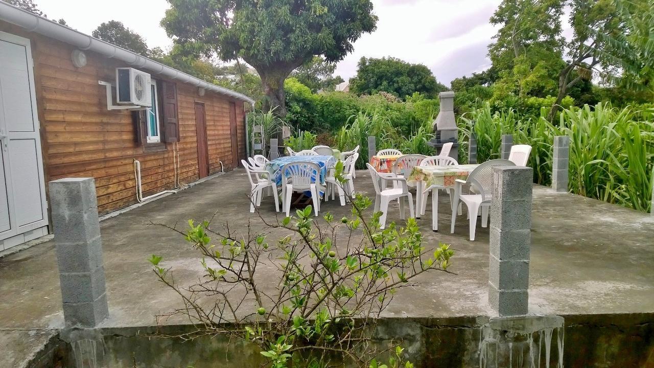 Les Bungalows Du Mont-Auban Sainte-Clotilde Kültér fotó